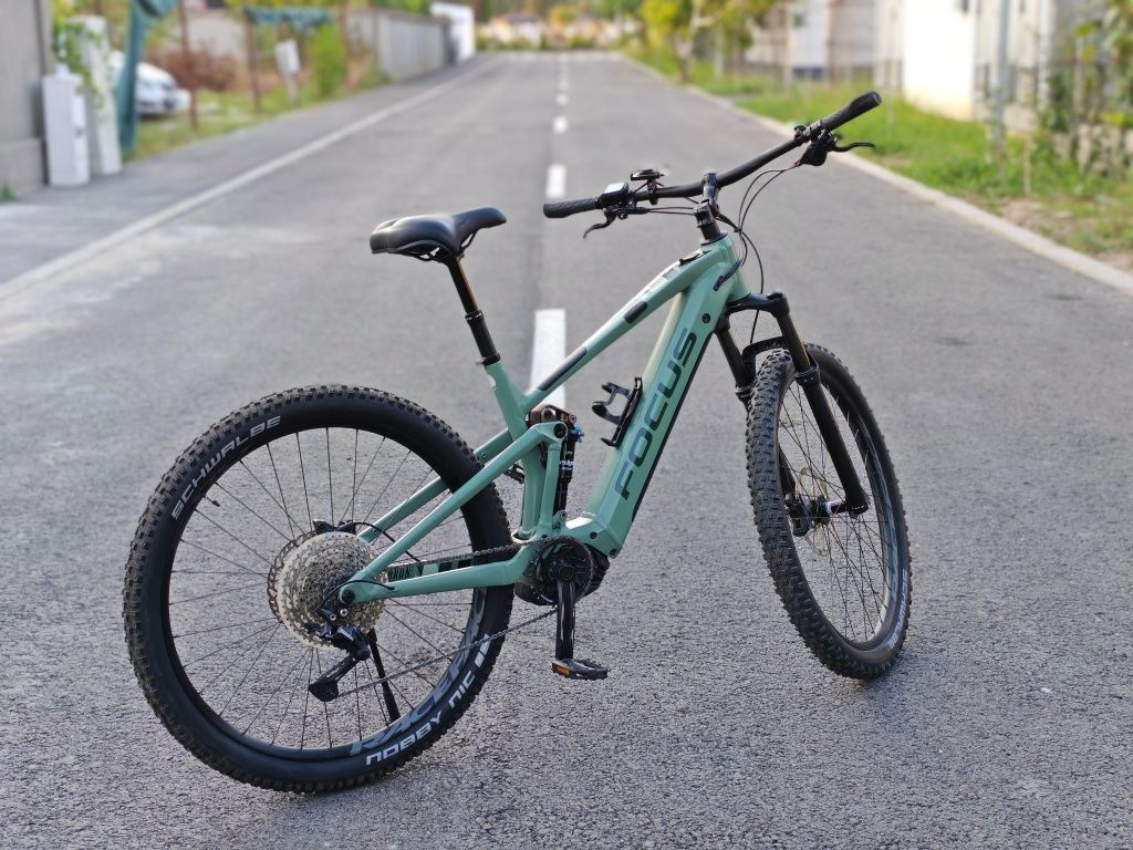 Bicicleta electrica e bike mtb Focus thron 2021 full suspension Targoviste OLX.ro