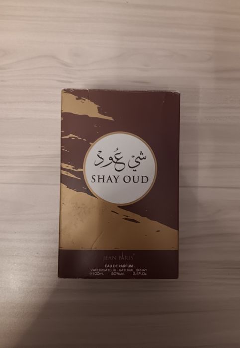 Shay oud Parfum Дубайски
