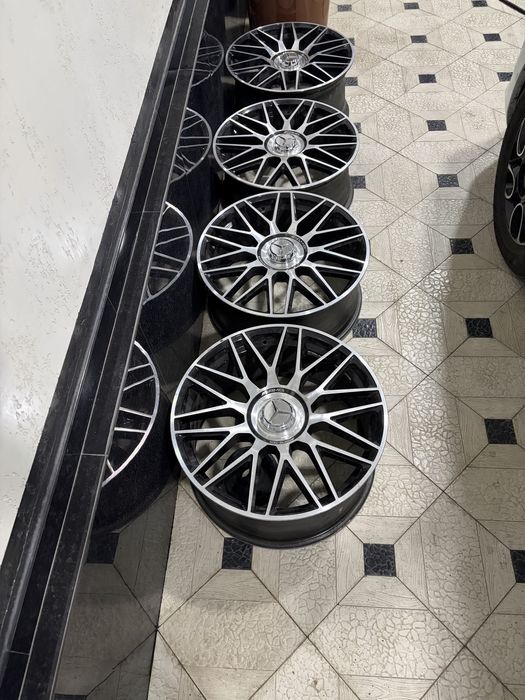 R19 разноширокий кованный Mers Amg