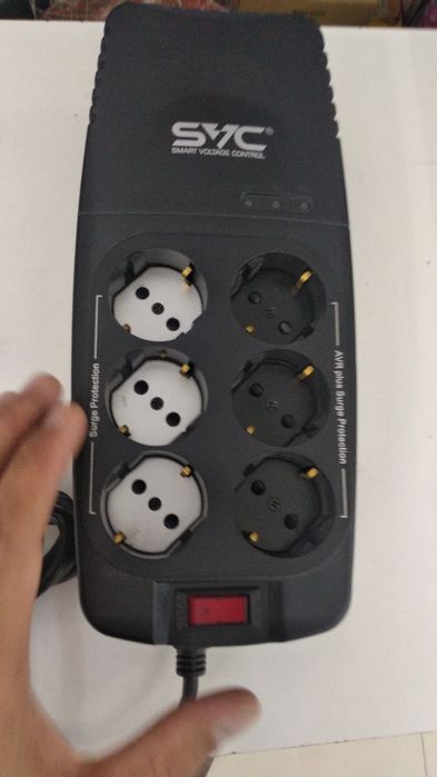 Срочно продам новый стабилизатор SVC. Фирменнный.