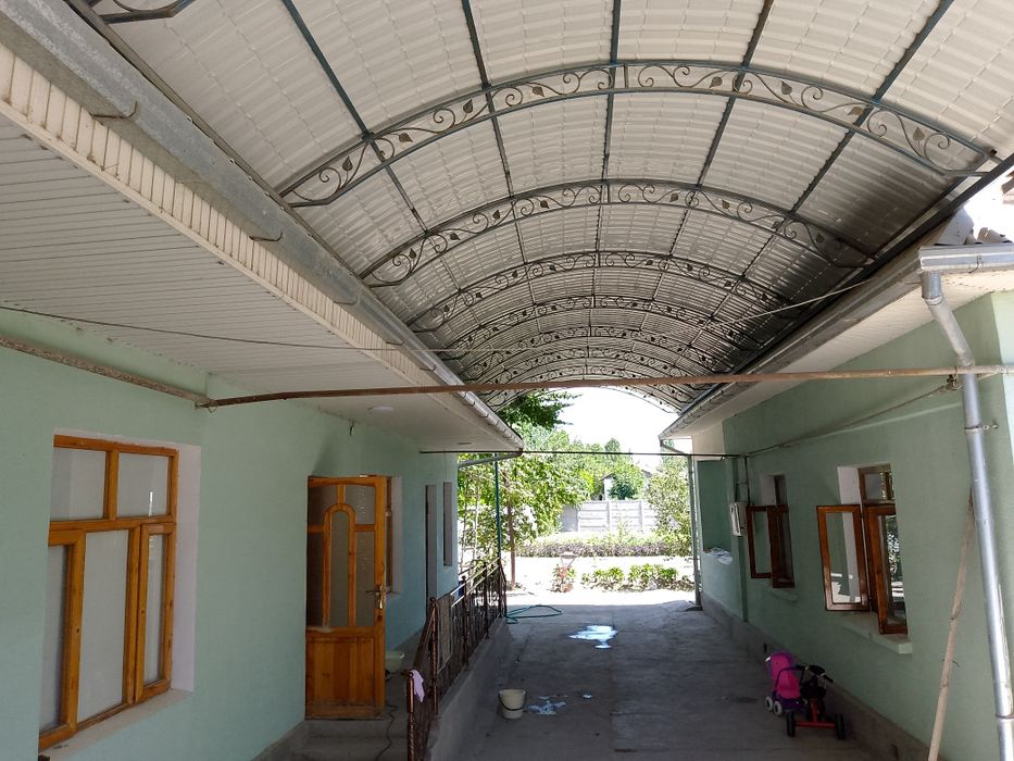 Yer uchastkasi bilan o'pshi 54000$ tezda sotilishi uchun beriladi