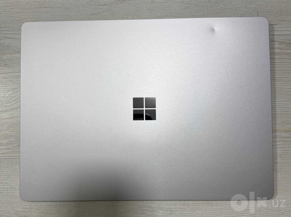 Microsoft Surface Laptop 5 Silver 13.5" 2K Сенсор i7 1260U 16GB/512GB