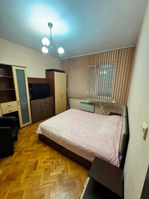 ПРОДАВА СЕ ДВУСТАЕН РАЗШИРЕН АПАРТАМЕНТ – 84 кв.м – ж.к. "Васил Левски" (район "Казармата")
