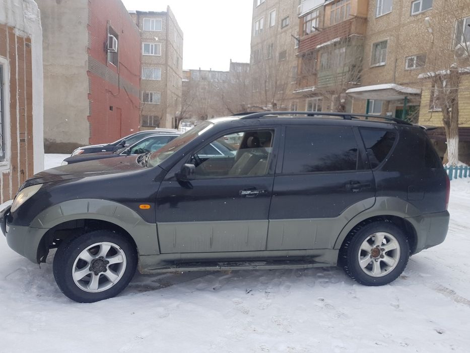 Продам саненг 4х4