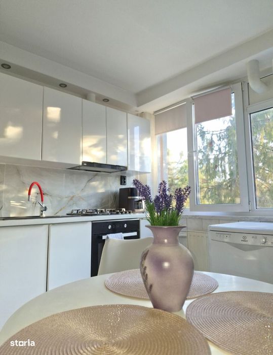 Proprietar vand apartament 2 camere orientare sud vest Tudor