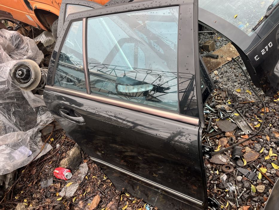 Продавам mercedes C270