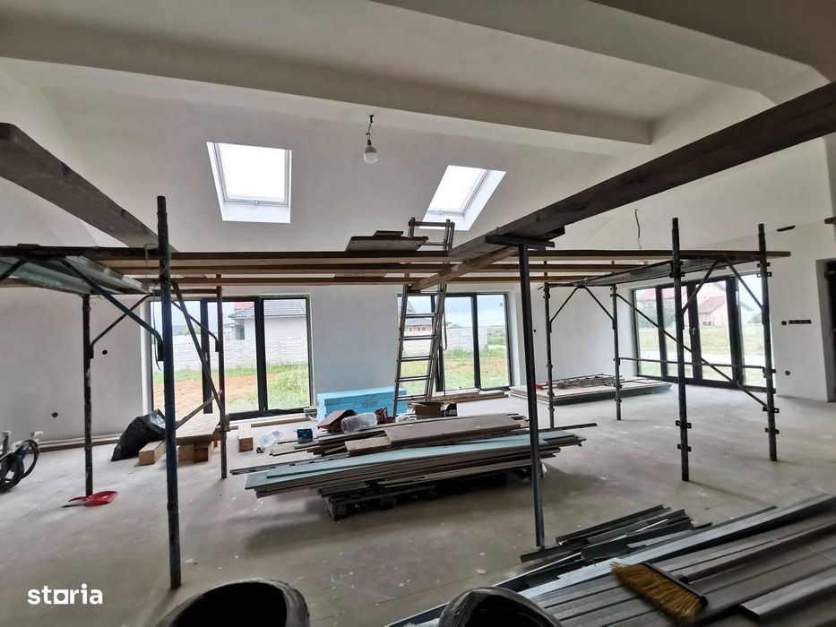 Casă 4 camere constructie de calitate ,construită de proprietar la alb