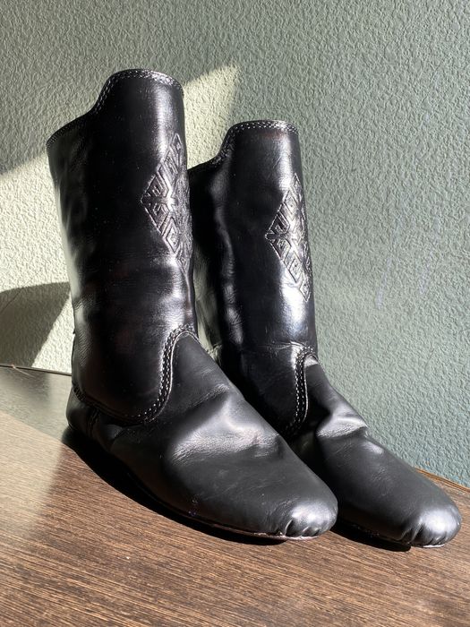 Мәсі. Маси. Масі. Ичиги. Сапоги.