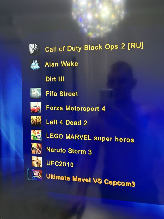 XBOX 360 250GB + 1 GamePad