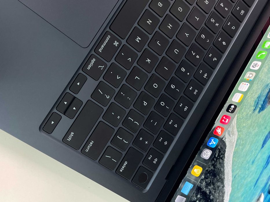 Apple MacBook Air 13 M2 / 8GB / 256GB / Midnight / Астана