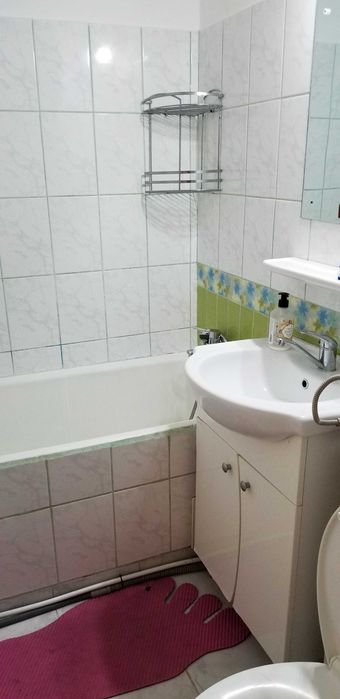 Proprietar inchiriez garsoniera Moghioros, 5min metrou