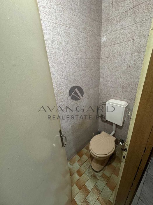 Продава се Тристаен апартамент в Пловдив, Кючук Париж - 94 кв.м за 760 €/кв.м - Снимка #11