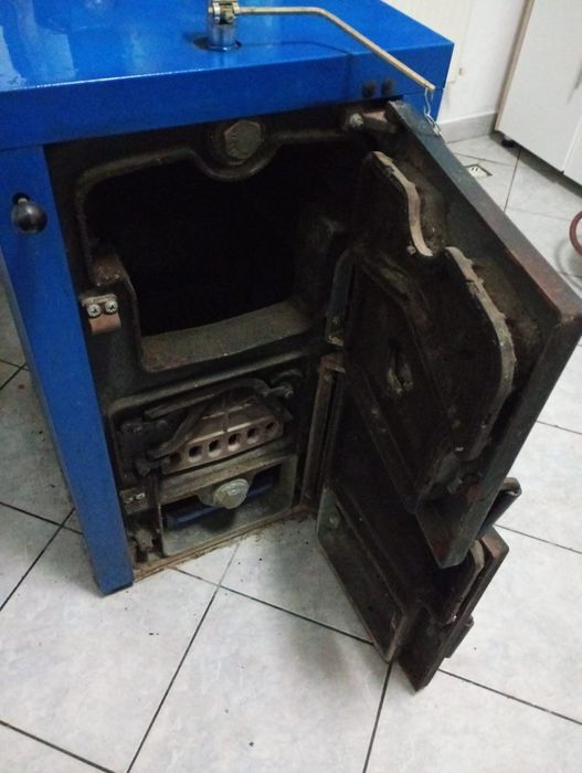 Centrala combustibil solid