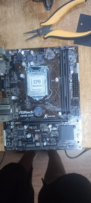 Placa de baza asrock h81m-dgs socket 1150