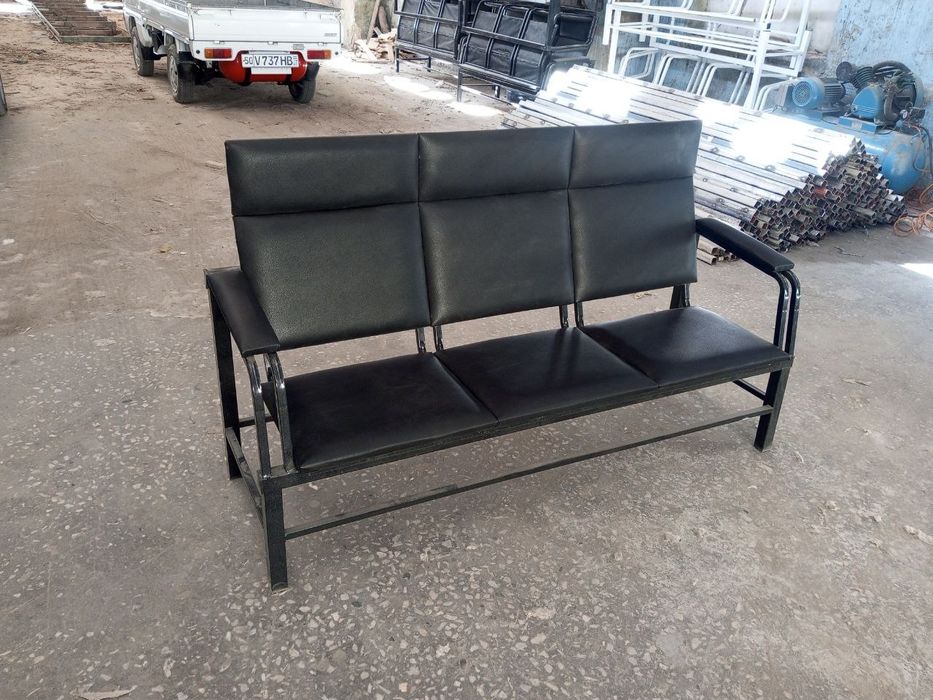 Kutish zallari uchun skameyka