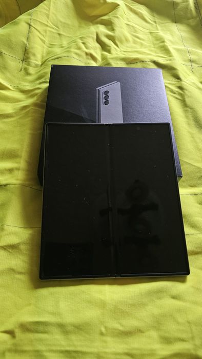 Samsung Z Fold 6, Factura, Garantie,Impecabil,ca si Nou
