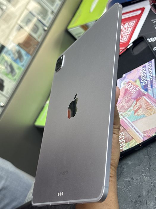 Ipad pro M2 256gb. WF+Sim