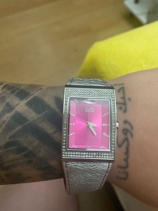 Ceas dama  D&G in stare foarte bună