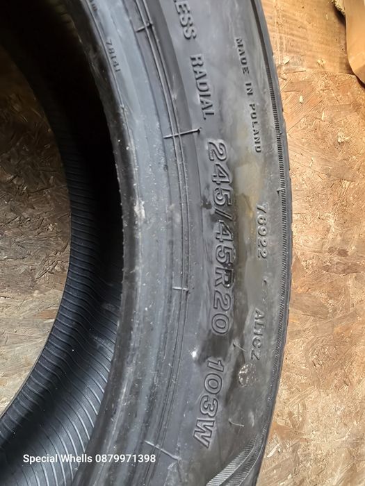 245/45R20 Bridgestone
