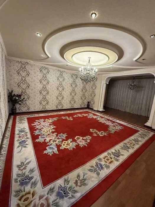 Аренда Квартира Метро Беруний, 3/1/4. 120кв.м. Банковский дом. Оилага.