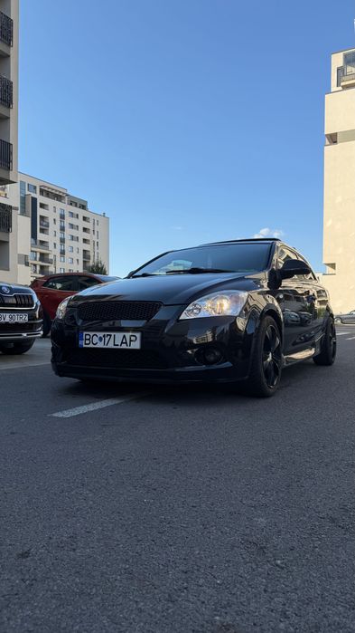 Vând Kia ceed, an 2009, motor 1.6 benzină
