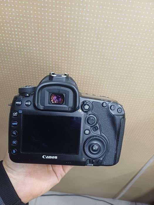 Фотоаппарат кенон Марк4  сотилади