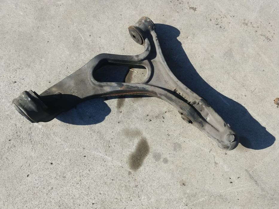 brat bascula dreapta fata 2.5 tdi vw touareg 7l 7l0407154e