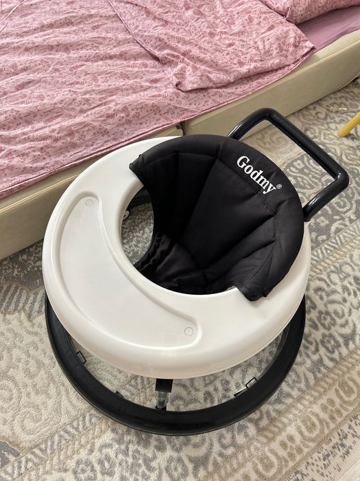 Продаю ходунок Godmy