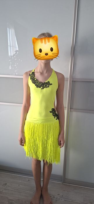 Продам бальные платья б/у