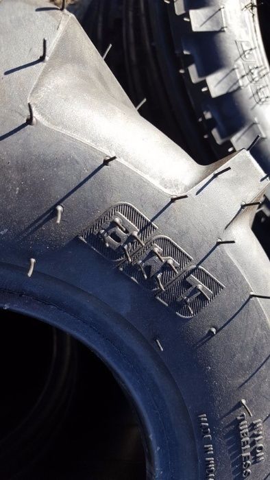18X8.50-8 BKT cauciucuri noi cu garantie model tractiune 4 pliuri TL