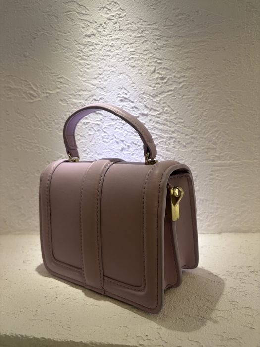 Дамска малка чантичка ART