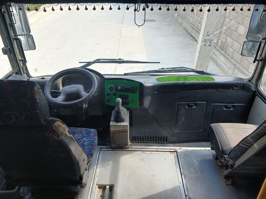 Isuzu aftobusi sotiladi tez va arzon narxlarda