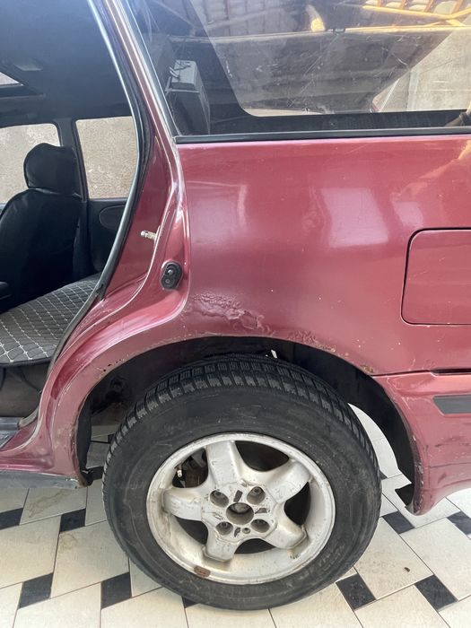 Ниссан примера  унверсал