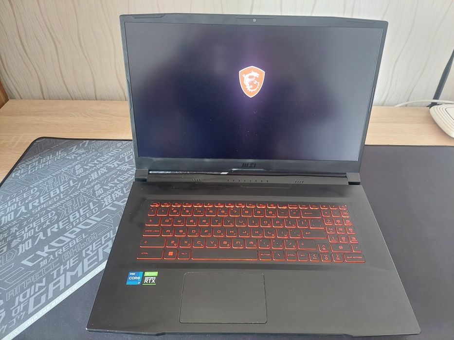 Gaming MSI KATANA 76 11UC  I7-11800H, RAM16GB