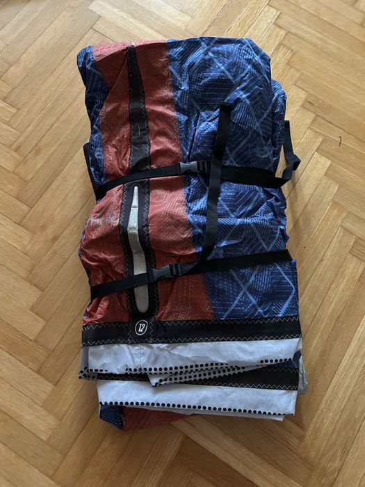 Kite Cabrinha 12m + bara