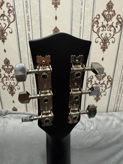 Продается гитара