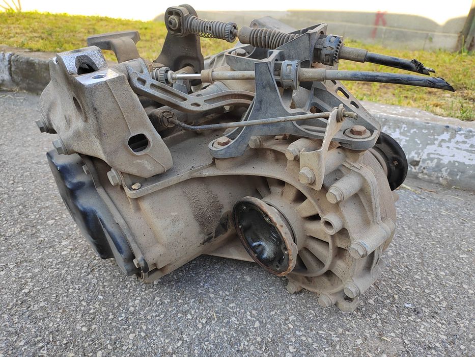 5 степенна скоростна кутия Голф 5 plus