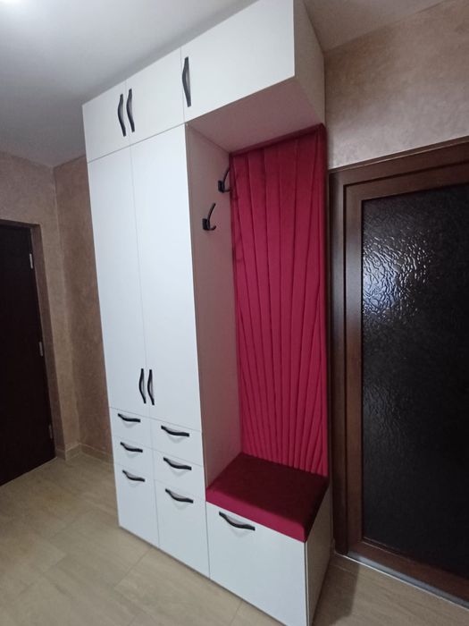 Mobilă la comandă/ montaj mobilier/ reparaţii mobilă