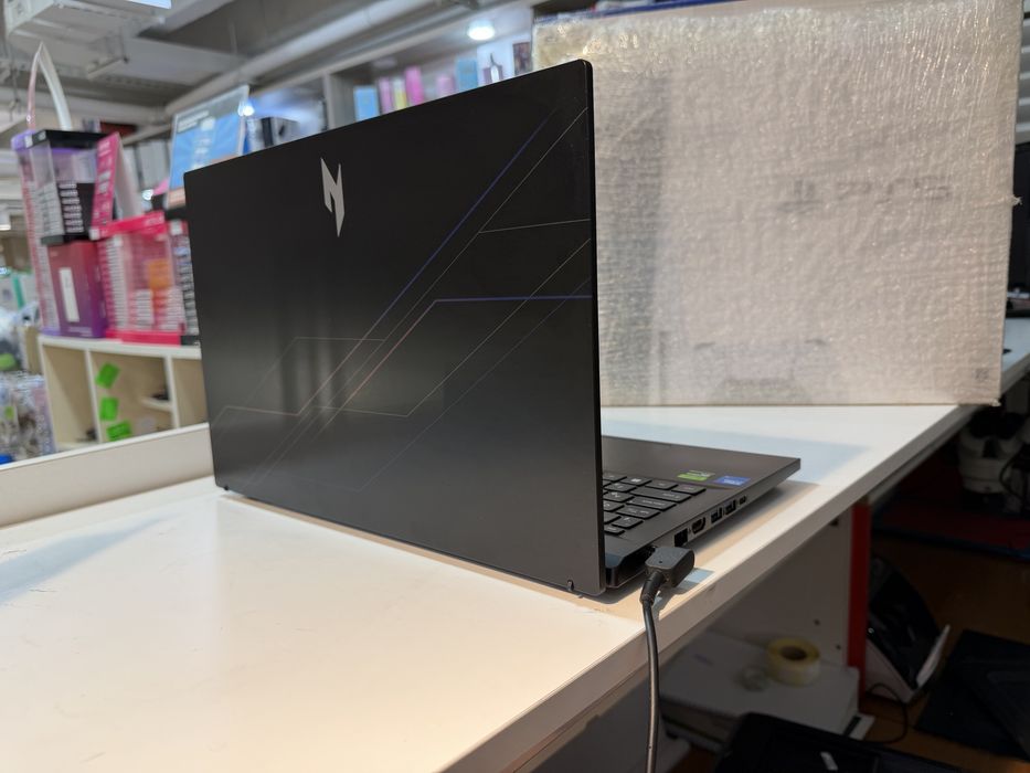 Ноутбук Aser Nitro V15 RTX 4050