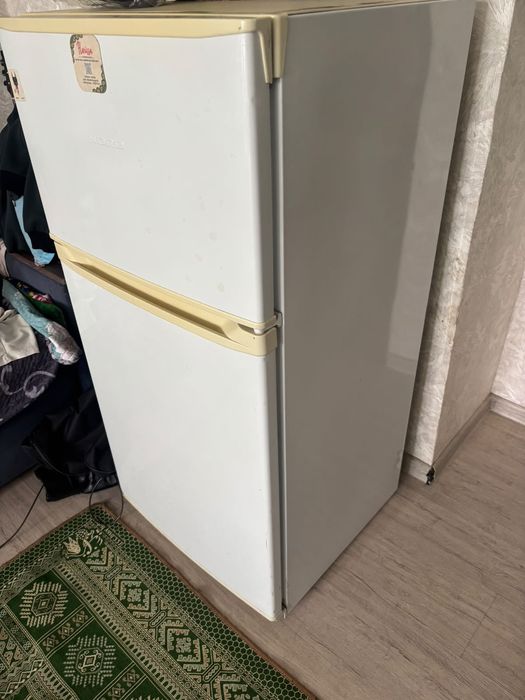 Продам холодильник срочно