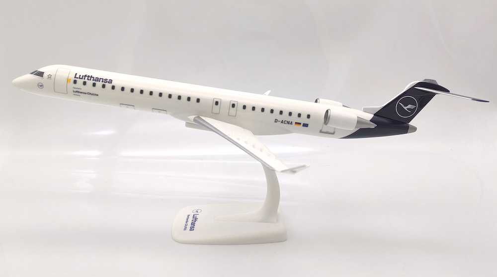 BOMBARDIER CRJ-900 LUFTHANSA Macheta avion Scara 1:100