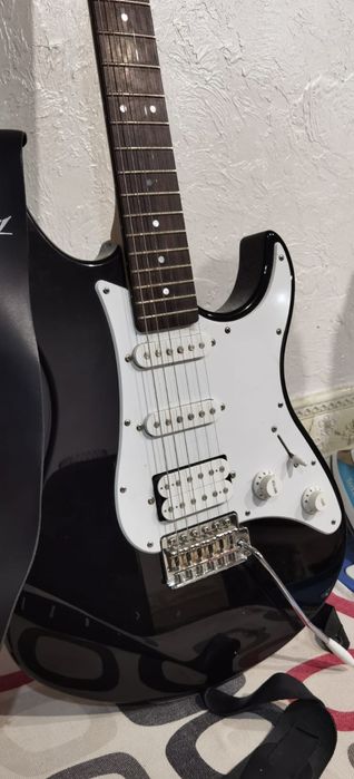 Электрогитара Yamaha PACIFIC 012