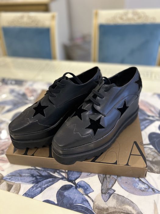 Ботинки черные