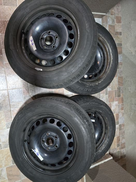 Jante tabla 16 5x112 7j et45  Cauciucuri de vara 215/60/R16 Dunlop Skoda Yeti