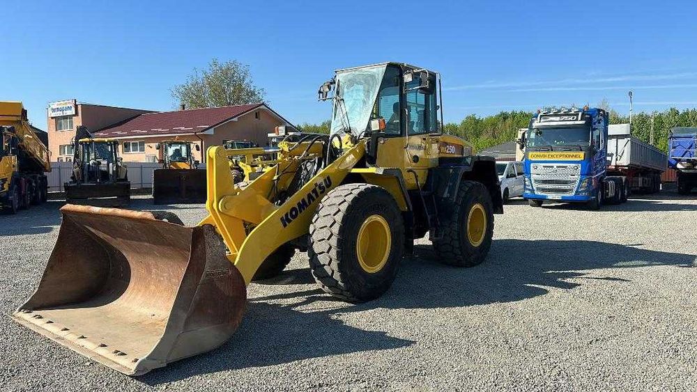 Incarcator frontal Komatsu WA 250-6 higlift