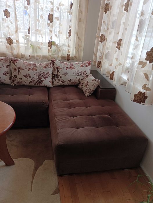 Ъглов диван - десен ъгъл - ляв подлакътник