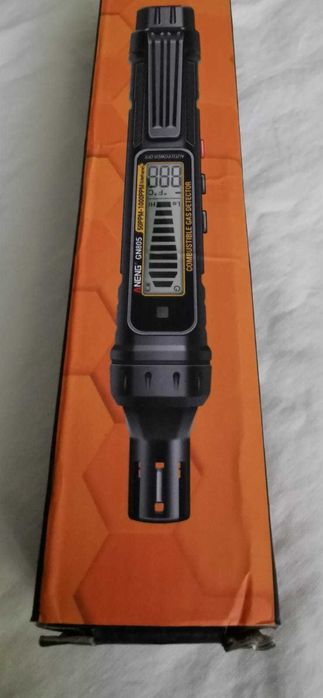 Detector de gaz metan portabil