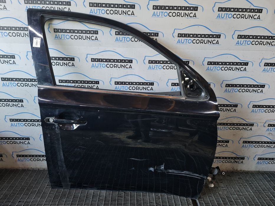 Usa Dreapta Fata Mitsubishi Outlander III 2012 - 2015 SUV 4 Usi Labrador Black X42 (1303) NECESITA VOPSIRE Garantie