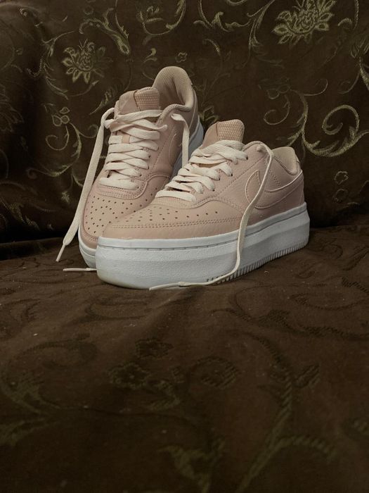 Adidasi Nike sport Court Vision Alta, 37,5 cm