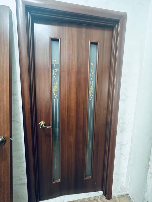 Продам межкомнатные дверь